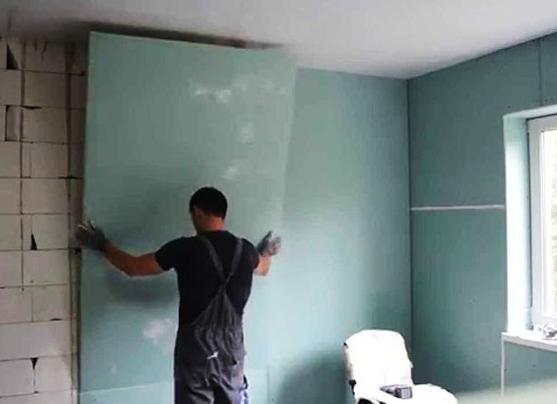 Гипсокартон приклеить к стене